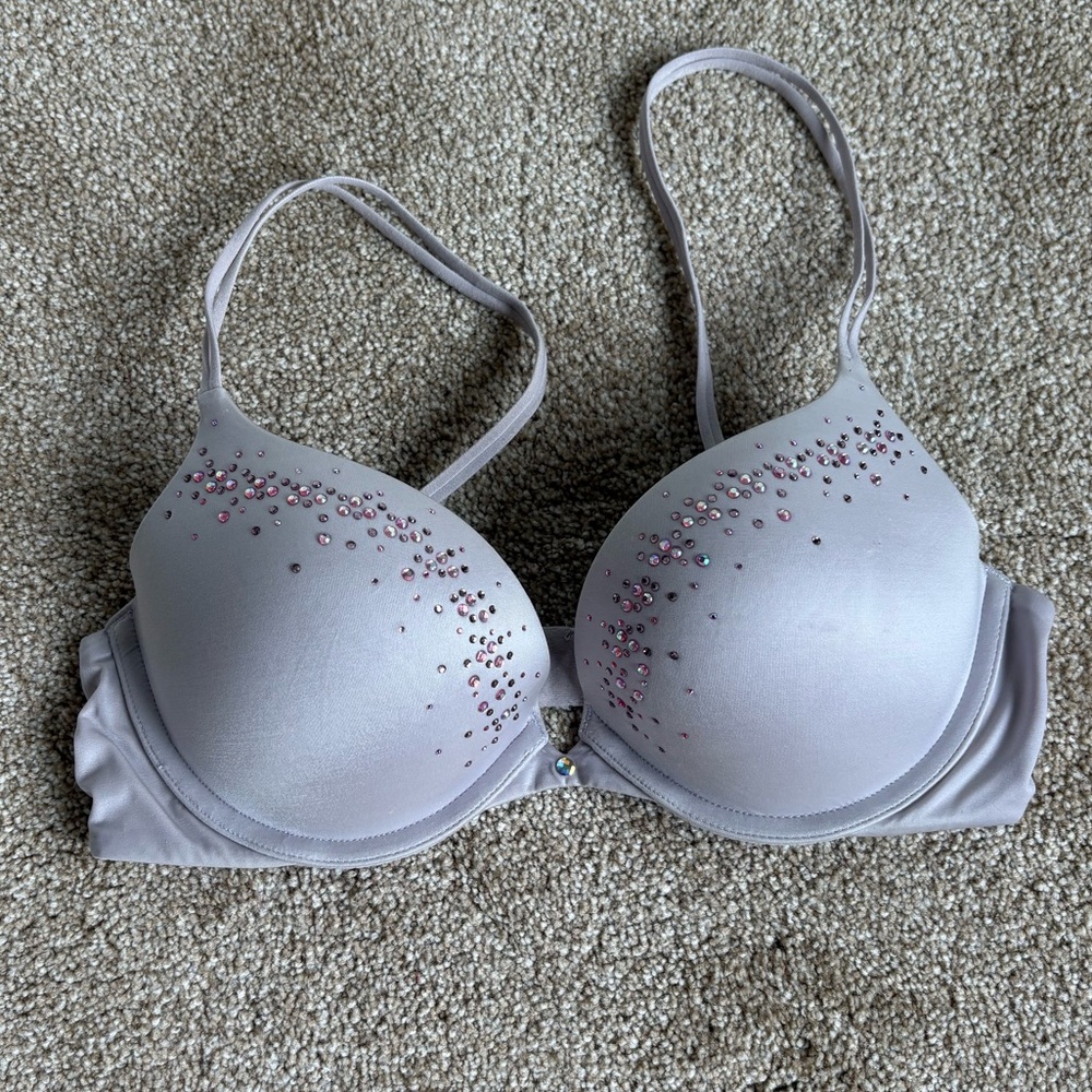 Victoria Secret Very Sexy Smooth Push-Up Bra with Rhinestones